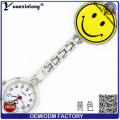 Yxl-955 Großhandelskrankenschwester-Uhren leuchtende Uhren Lächeln-Metalluhr-Doktor-medizinische Uhren Eisen-Uhren